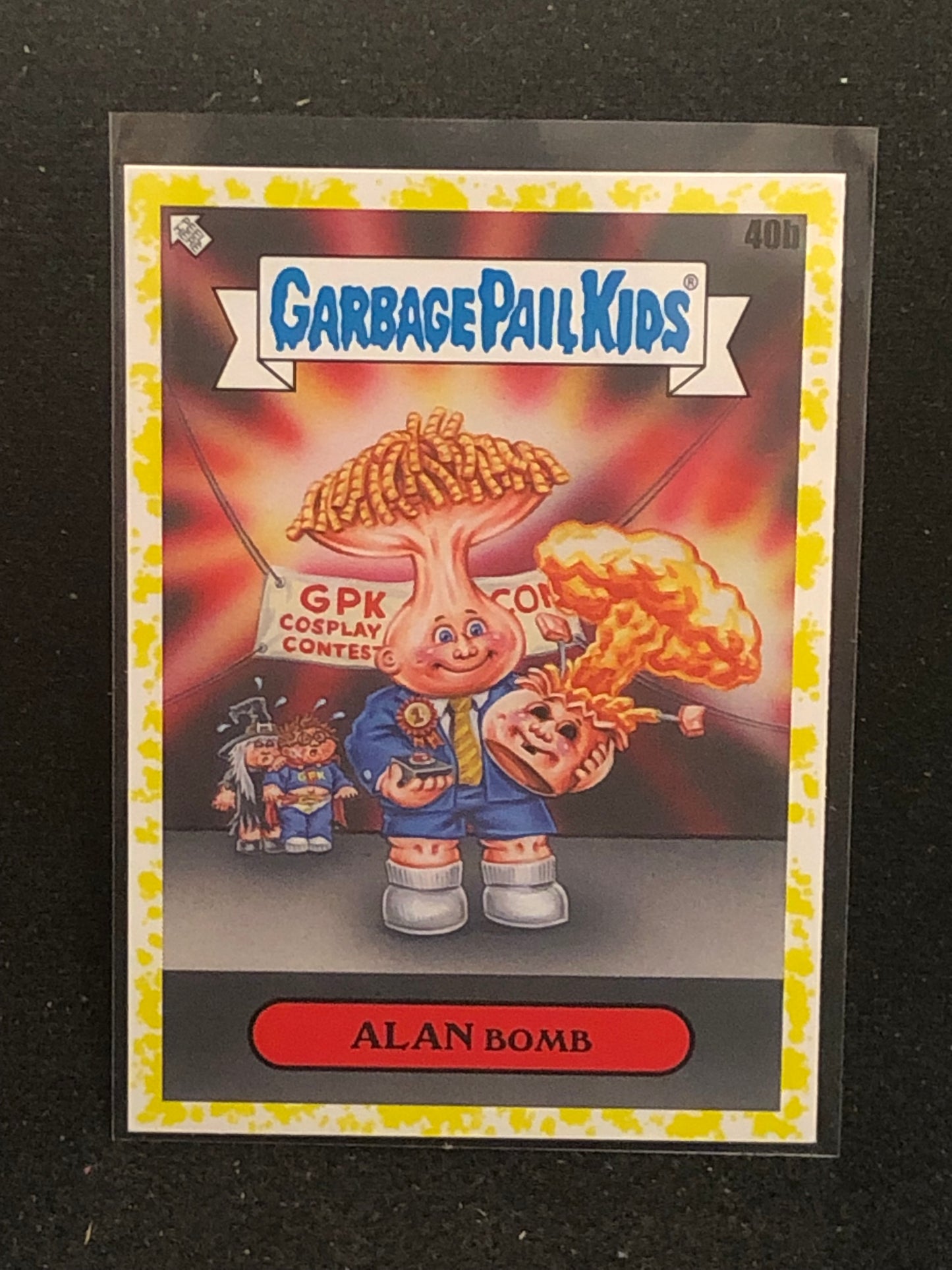 Garbage Pail Kids Kids At Play U-PICK Yellow Parallel Singles