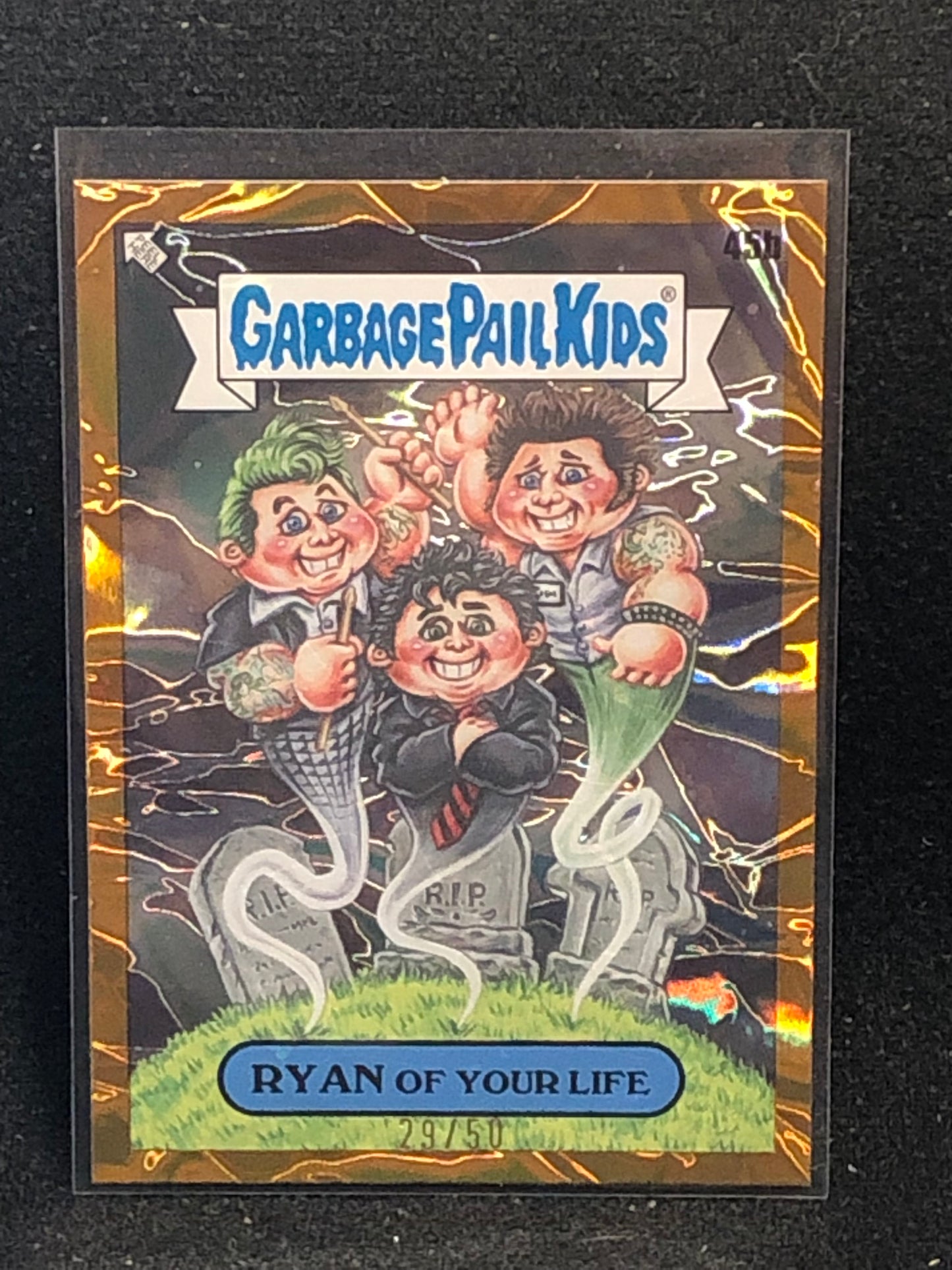 Garbage Pail Kids x Battle Of The Bands Green Day Gold Crumple Cards /50