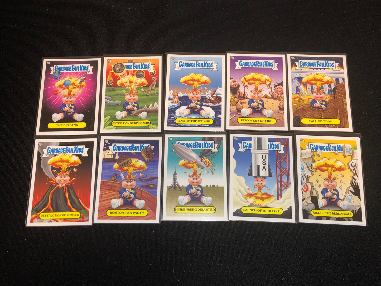 Garbage Pail Kids Brand New Series 1 (BNS1) 10 Card Adam Bomb Through History Base Set